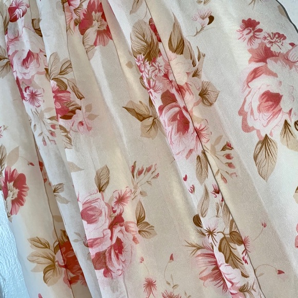 Short Floral Forever 21 Dress - Picture 3 of 5